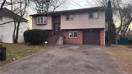 bank owned  80x130 with pool deer park investor  pending